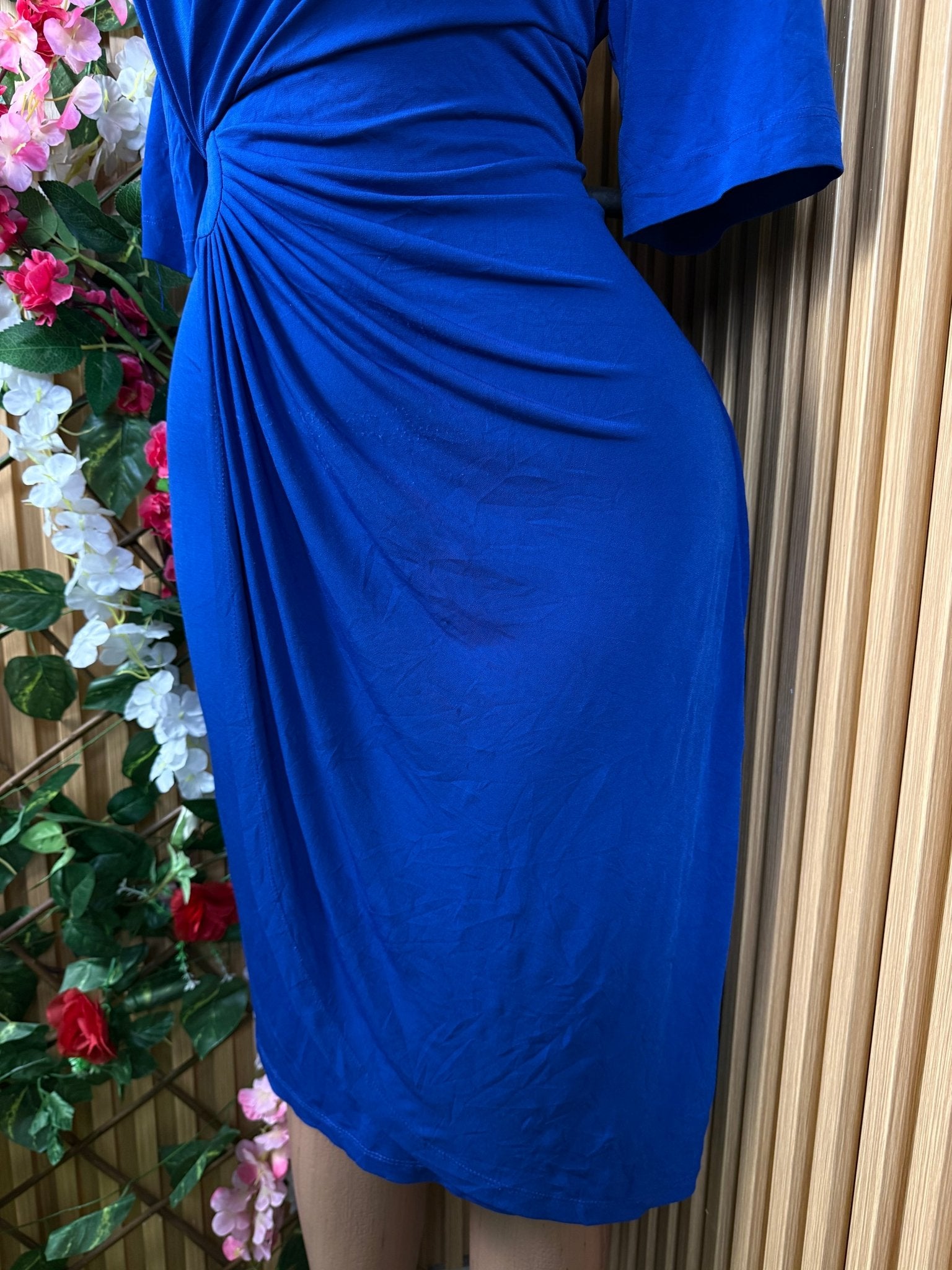 Robe droite manches 3/4 drapée - Perluna Store