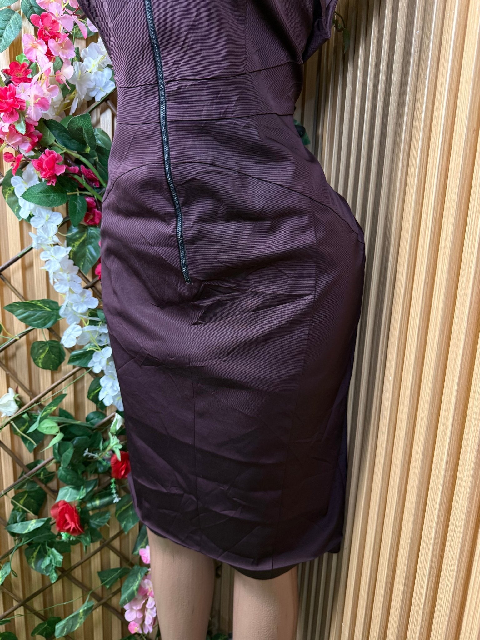 Robe droite manches courtes avec étirette - Perluna Store