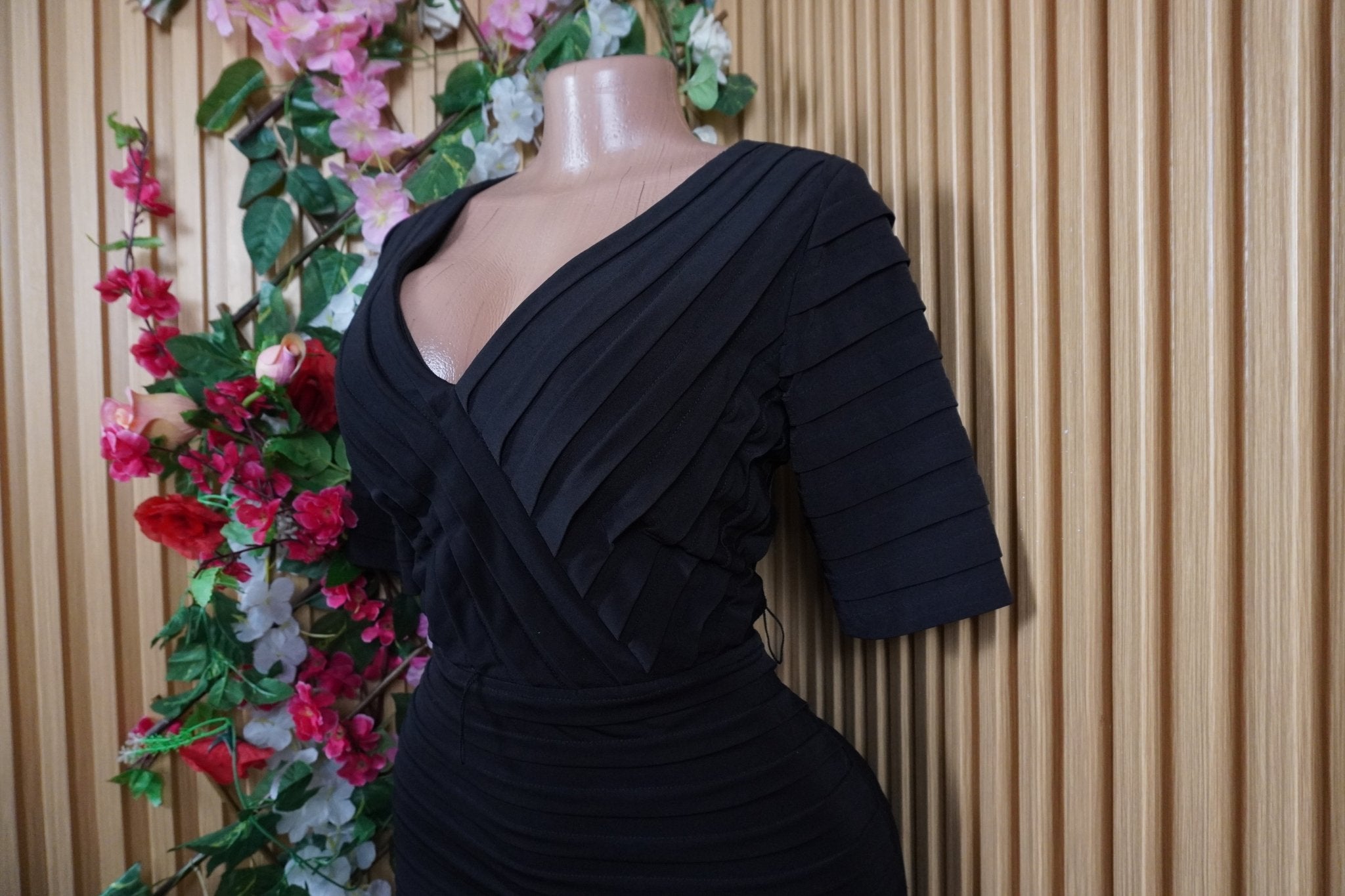 Robe droite manches courtes plisée - Perluna Store
