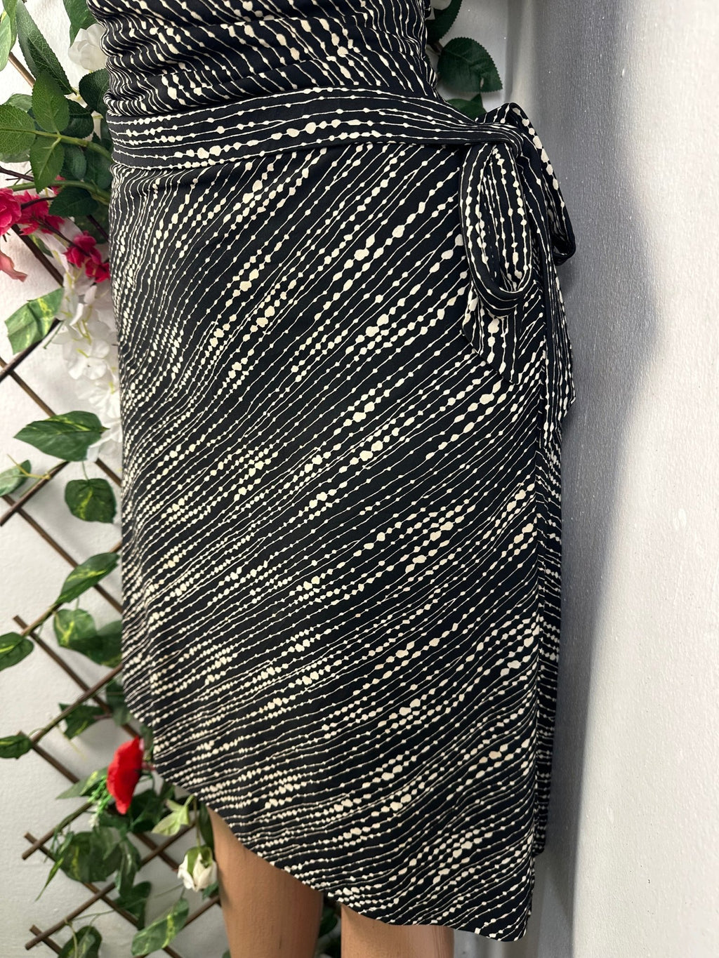 Robe droite manches courtes - Perluna Store - kinshasa