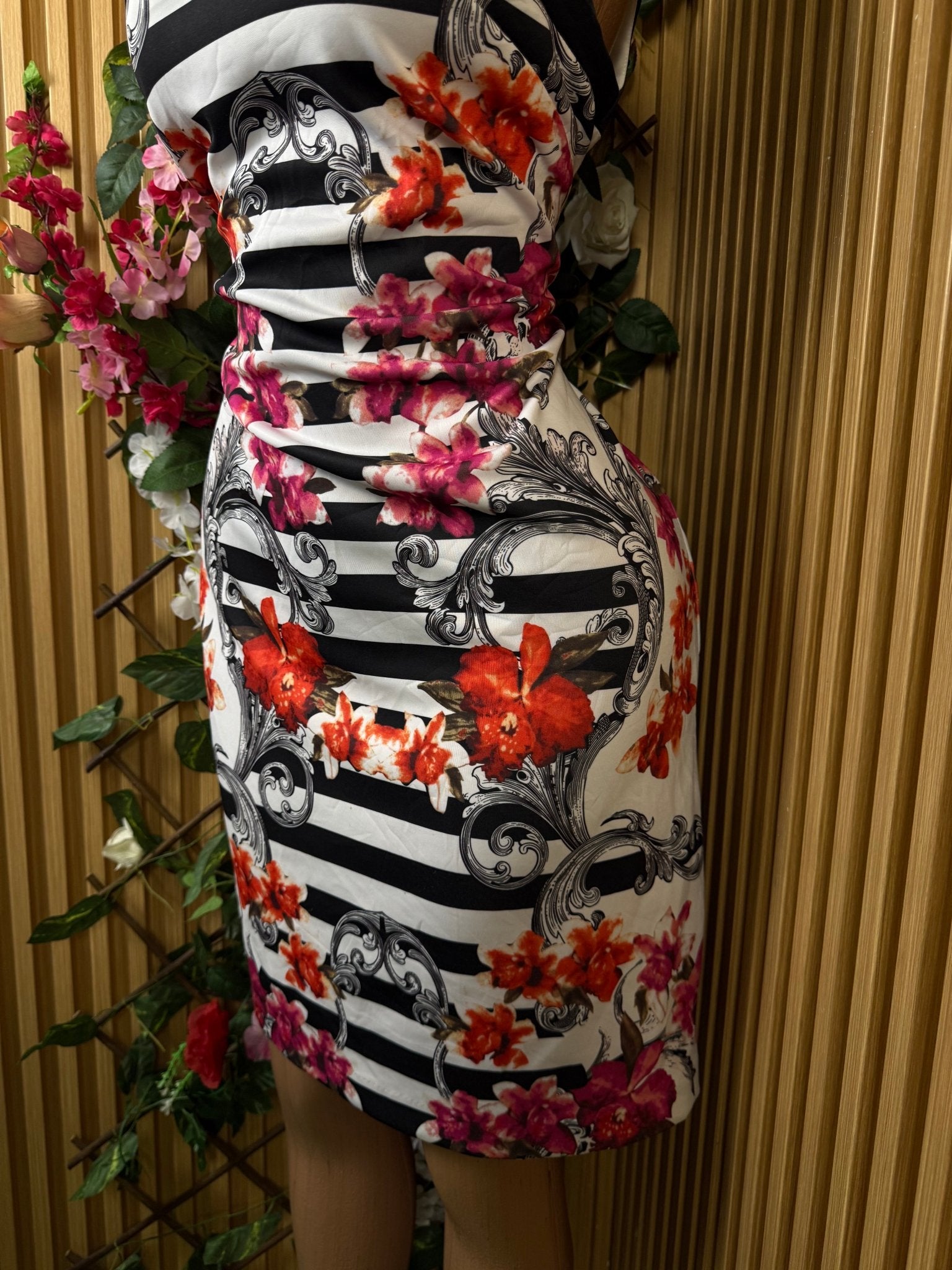 Robe droite sans manches imprimée fleurie - Perluna Store