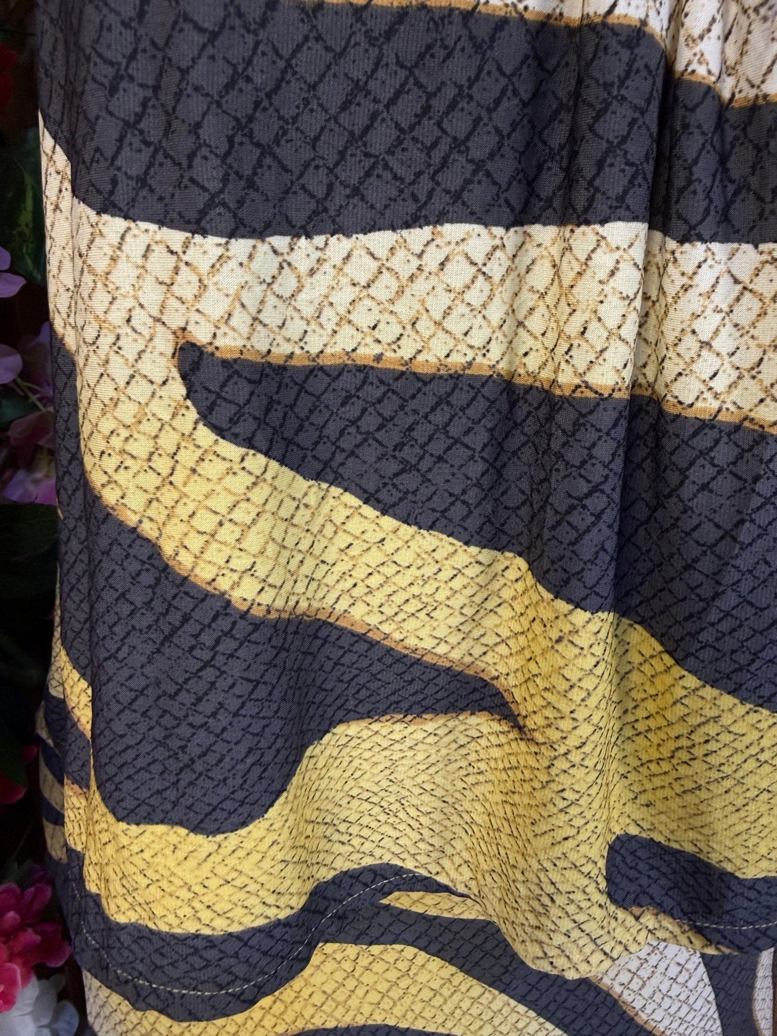Robe droitel ongue sans manches décolletée - Perluna Store