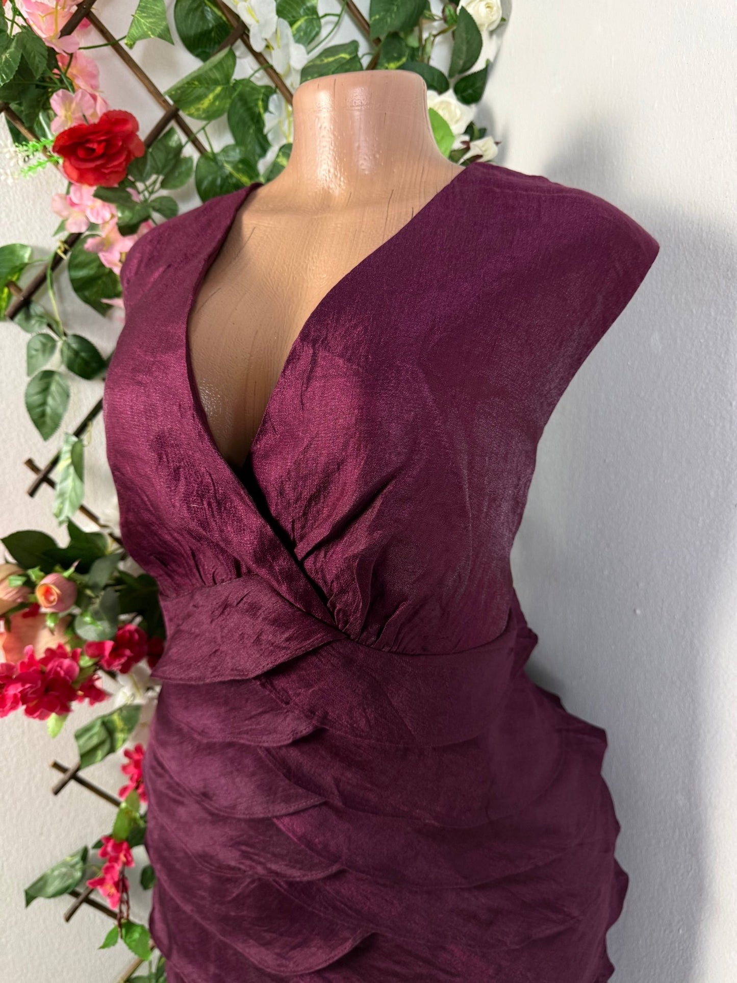Robe élégante colle en V  - Perluna Store - kinshasa