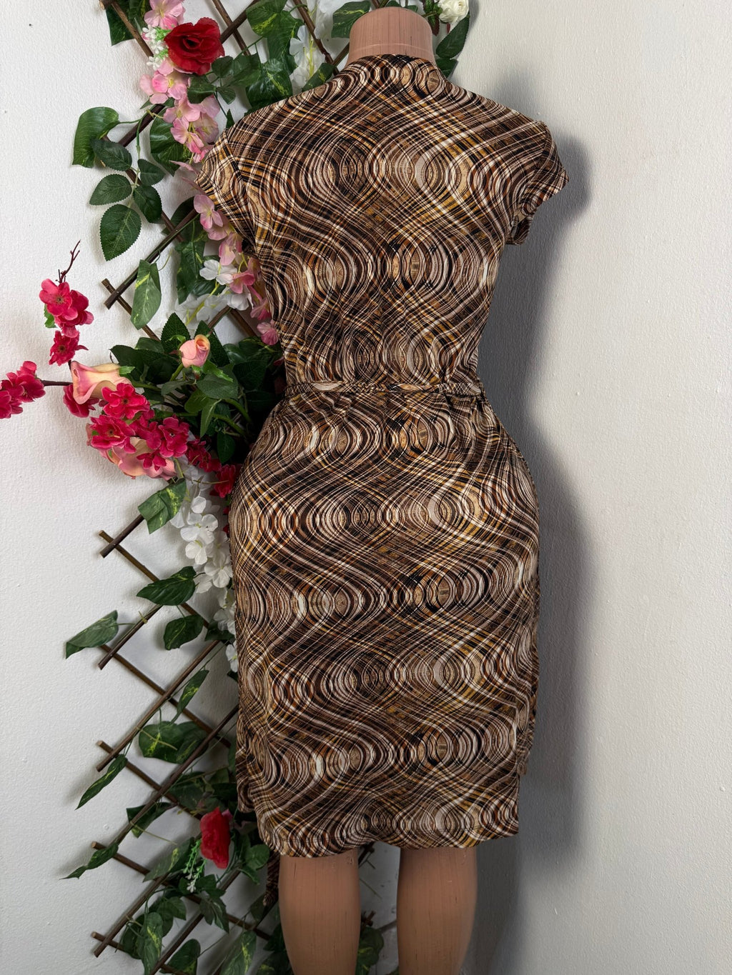 Robe élegante drapée sans manches - Perluna Store - kinshasa