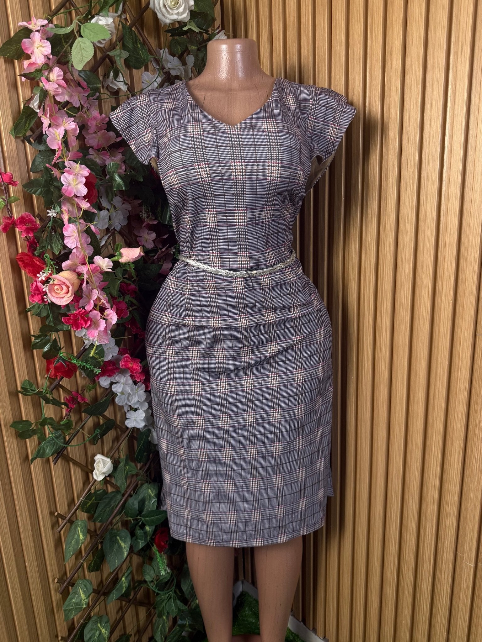 Robe élégante droite mi-longue sans manches - Perluna Store