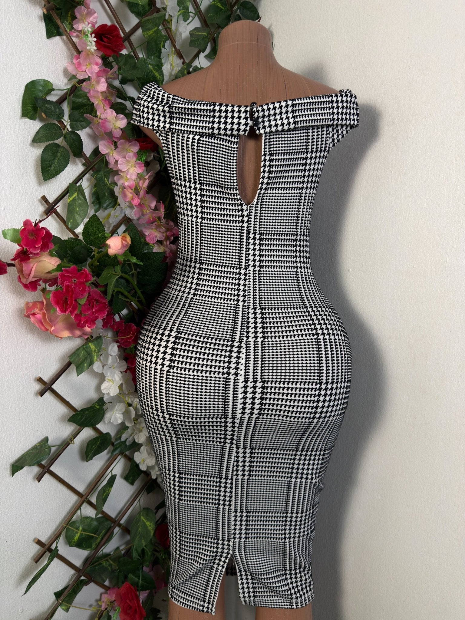 Robe élégante droite sans manches bustier - Perluna Store