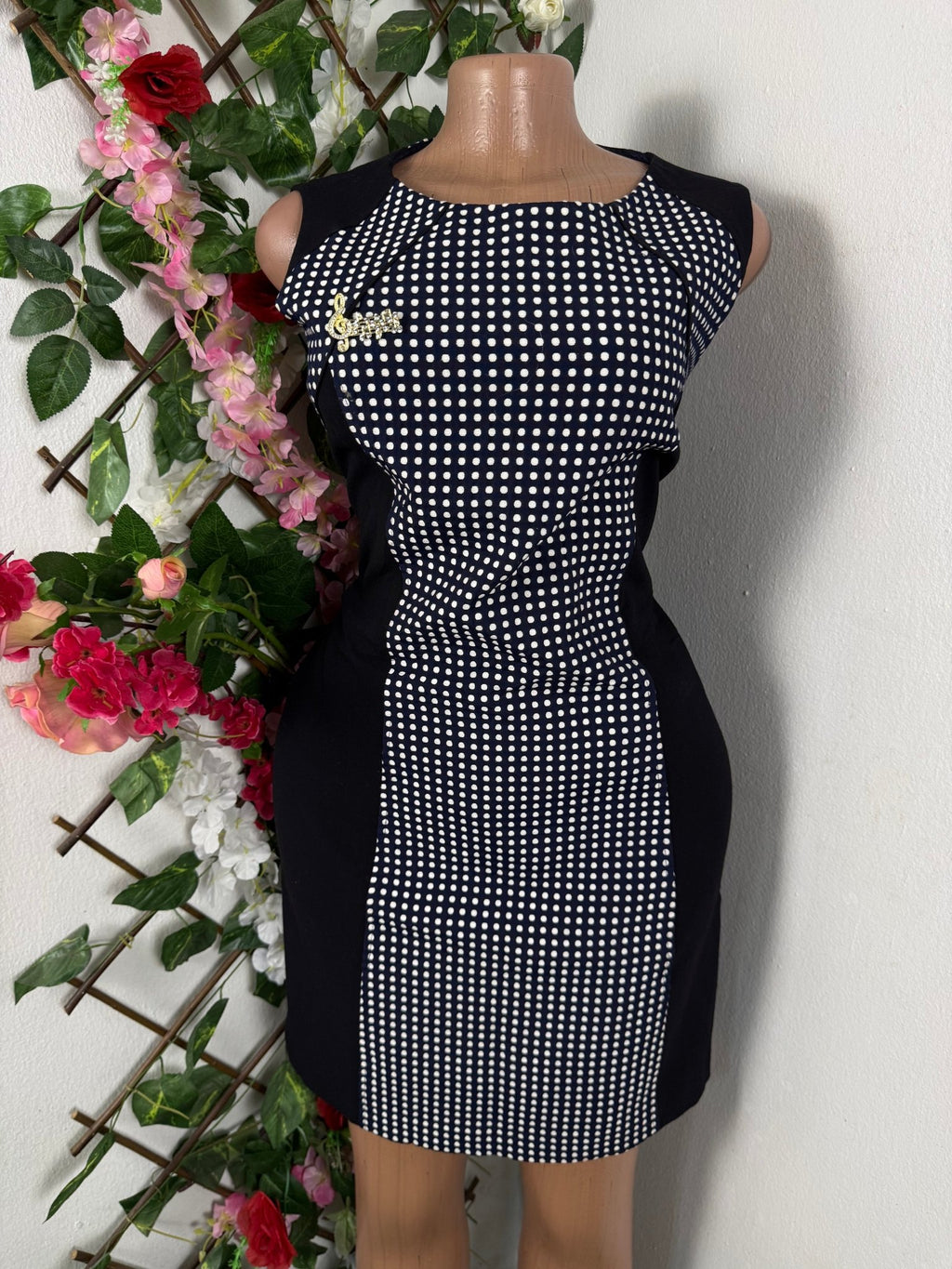 Robe élégante droite sans manches - Perluna Store