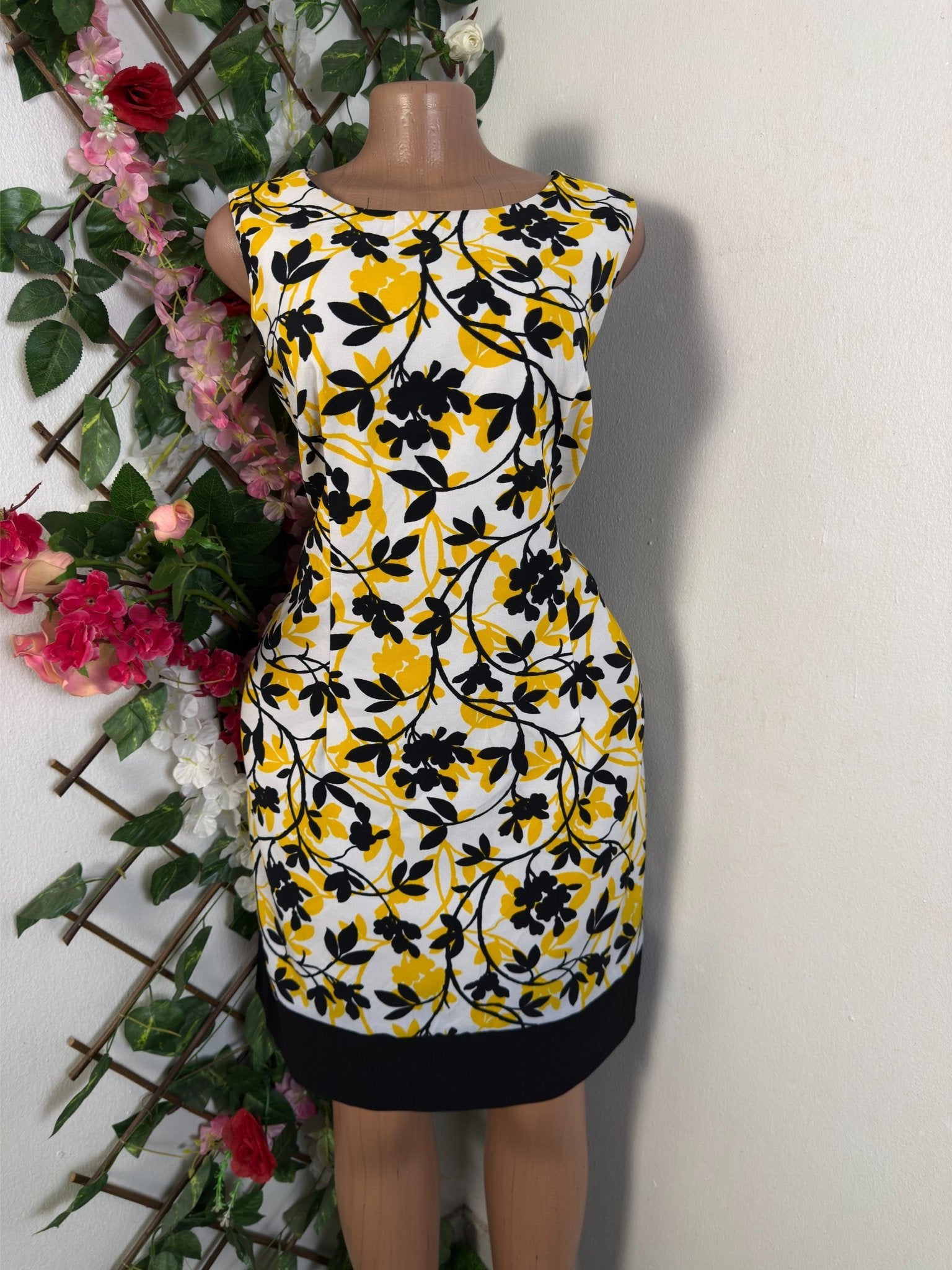 Robe élégante droite sans manches - Perluna Store