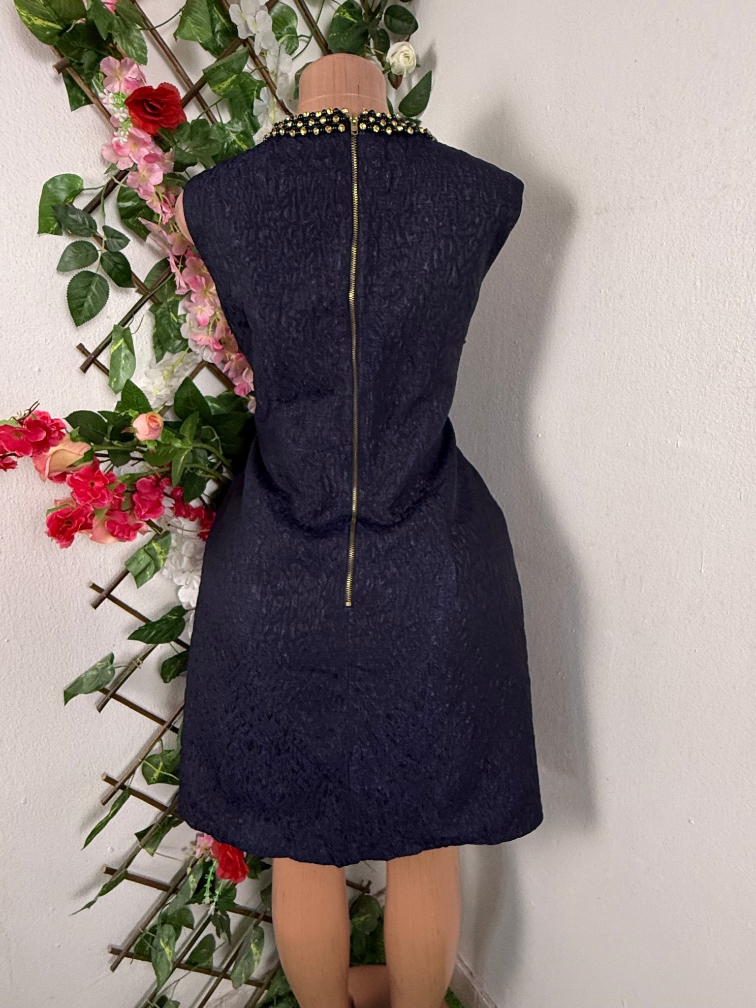 Robe élégante droite sans manches - Perluna Store