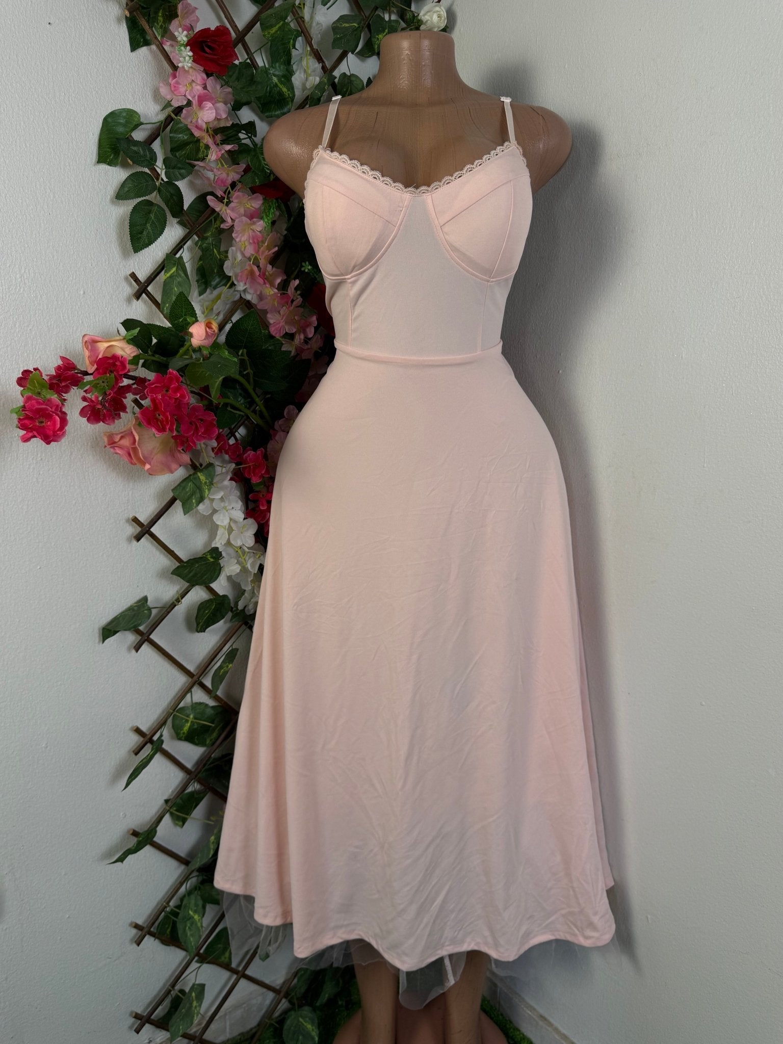 Robe élégante évasée longuesà fine bretelles - Perluna Store