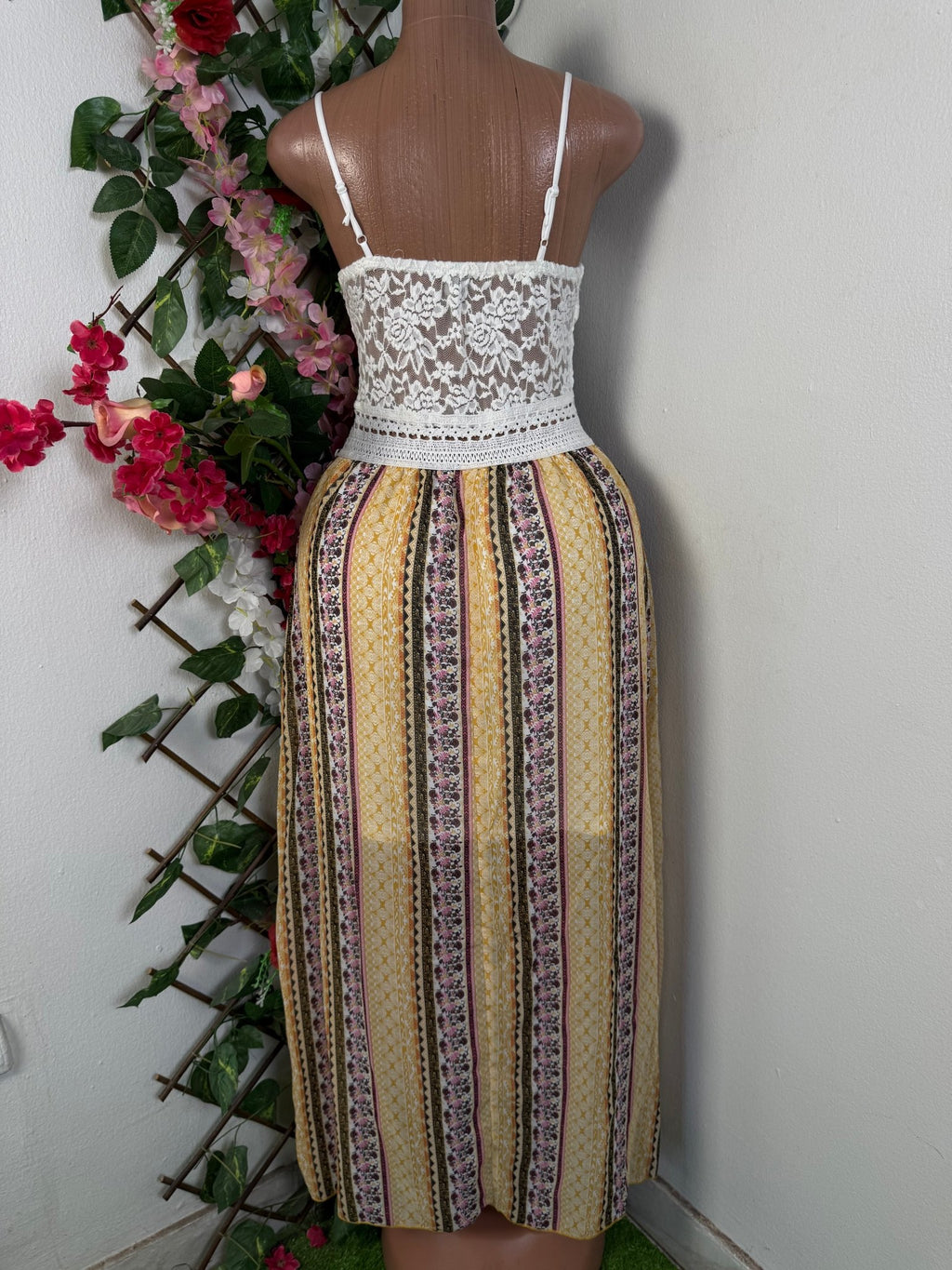 Robe élégante longue à fine bretelles - Perluna Store - kinshasa