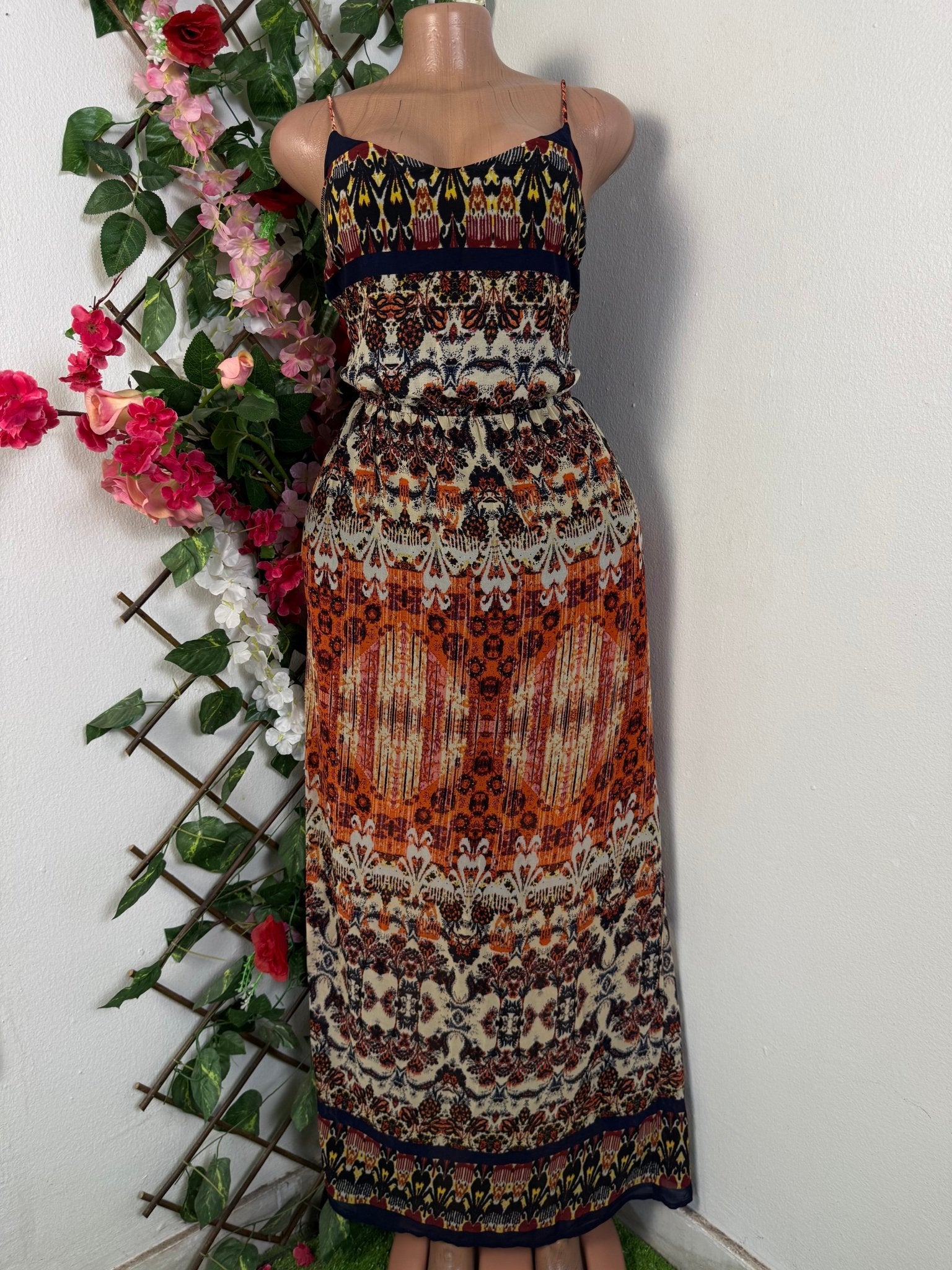 Robe élégante longue à fine bretelles - Perluna Store - kinshasa