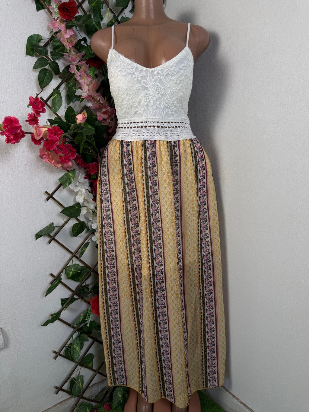 Robe élégante longue à fine bretelles - Perluna Store - kinshasa