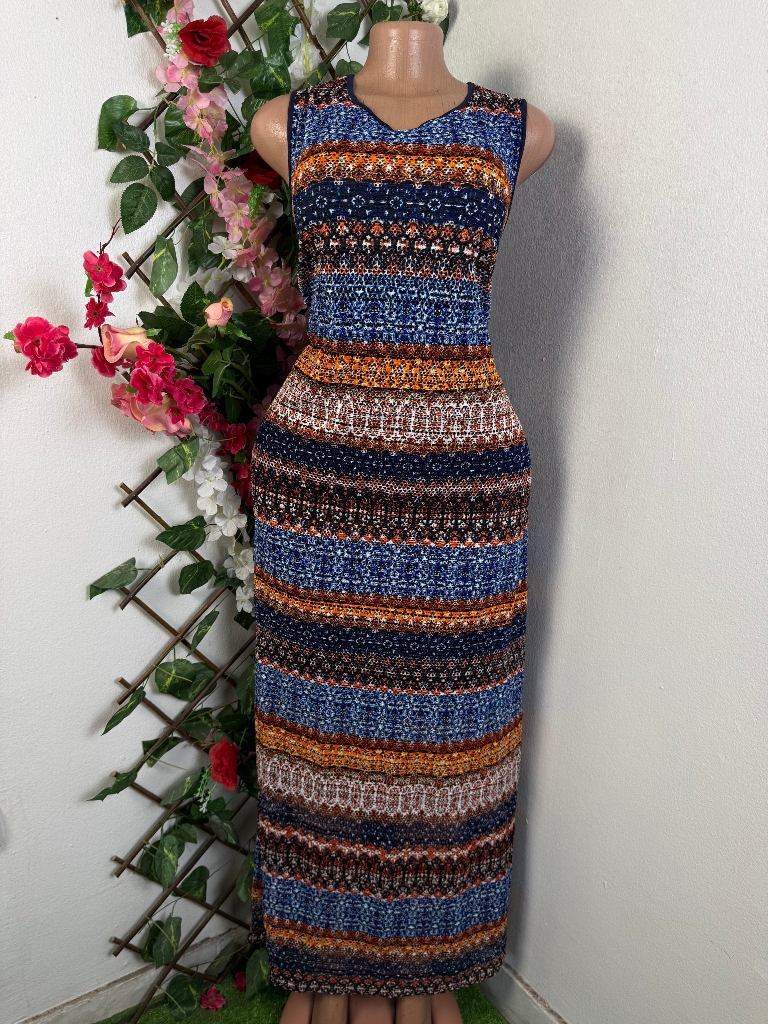 Robe élegante longue sans manches - Perluna Store - kinshasa