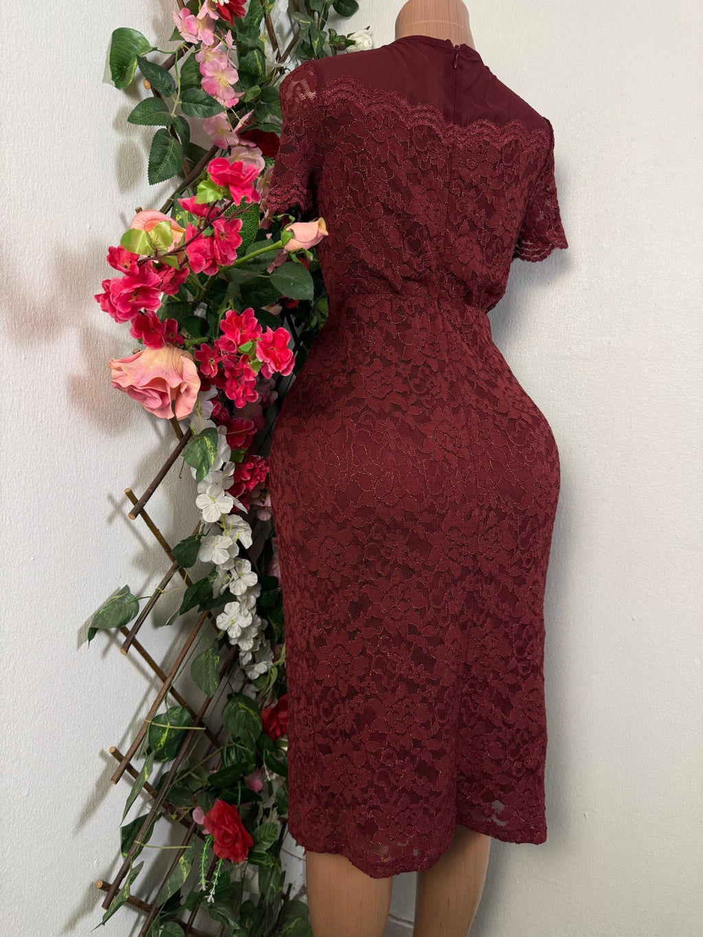 Robe élegante manches courtes taille - S 12 - Perluna Store - kinshasa