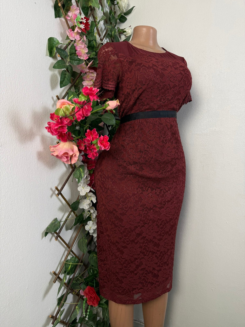 Robe élegante manches courtes taille - S 12 - Perluna Store - kinshasa