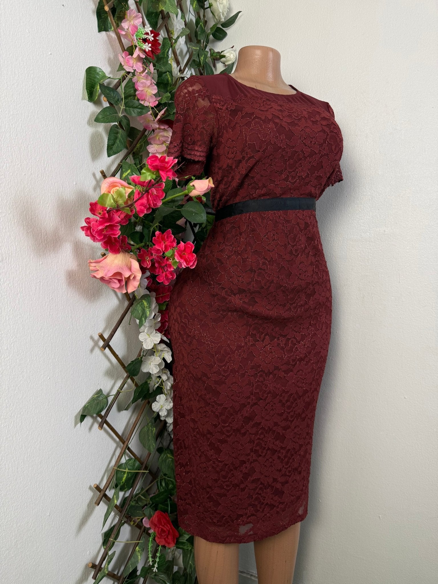 Robe élegante manches courtes taille - S 12 - Perluna Store - kinshasa