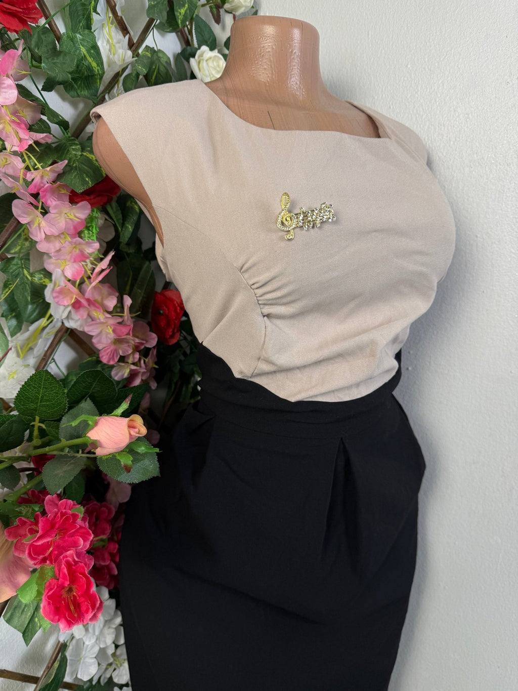 Robe élégante sans manches ceintrée deux temps - Perluna Store