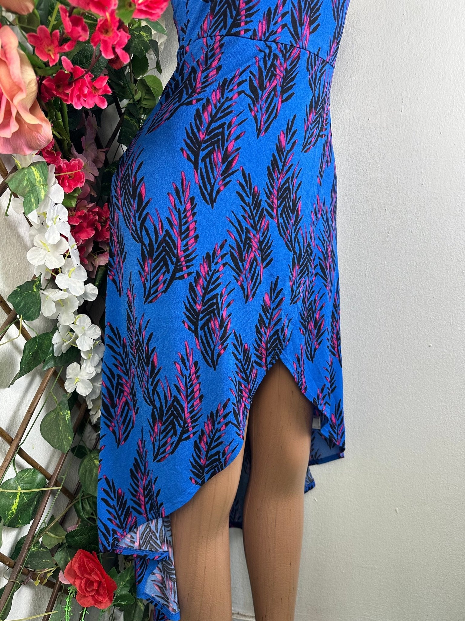 Robe éléngante sans manches avec fente - Perluna Store - kinshasa