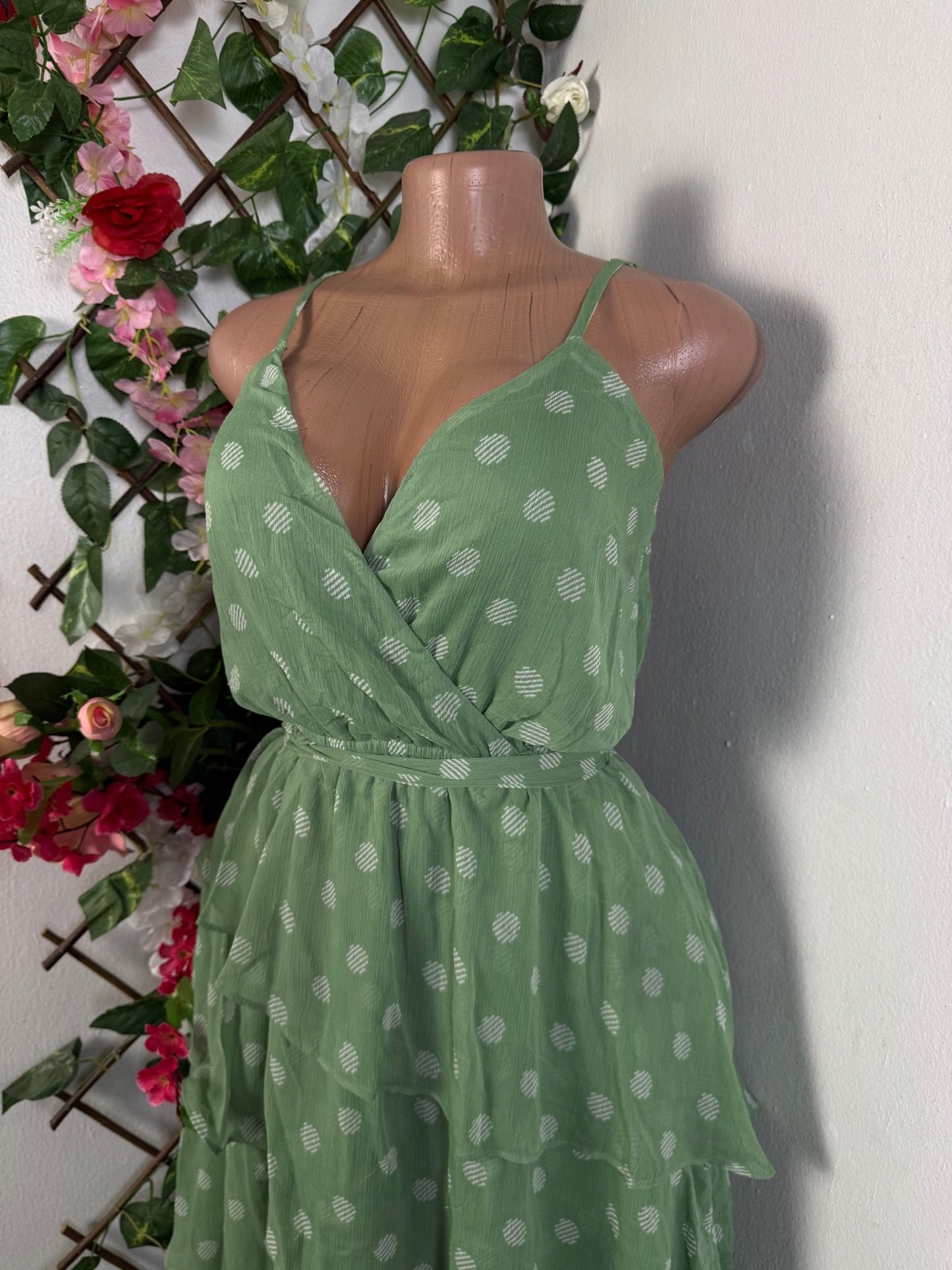 Robe en voile volant à fine bretelle - Perluna Store - kinshasa