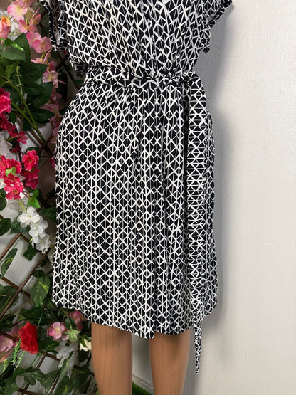 Robe enveloppe sans manche - Perluna Store - kinshasa