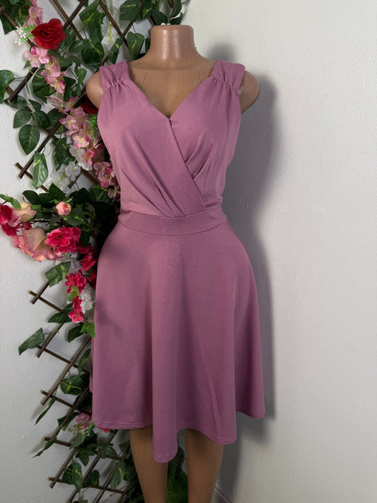 Robe évasé colle en V  - Perluna Store - kinshasa