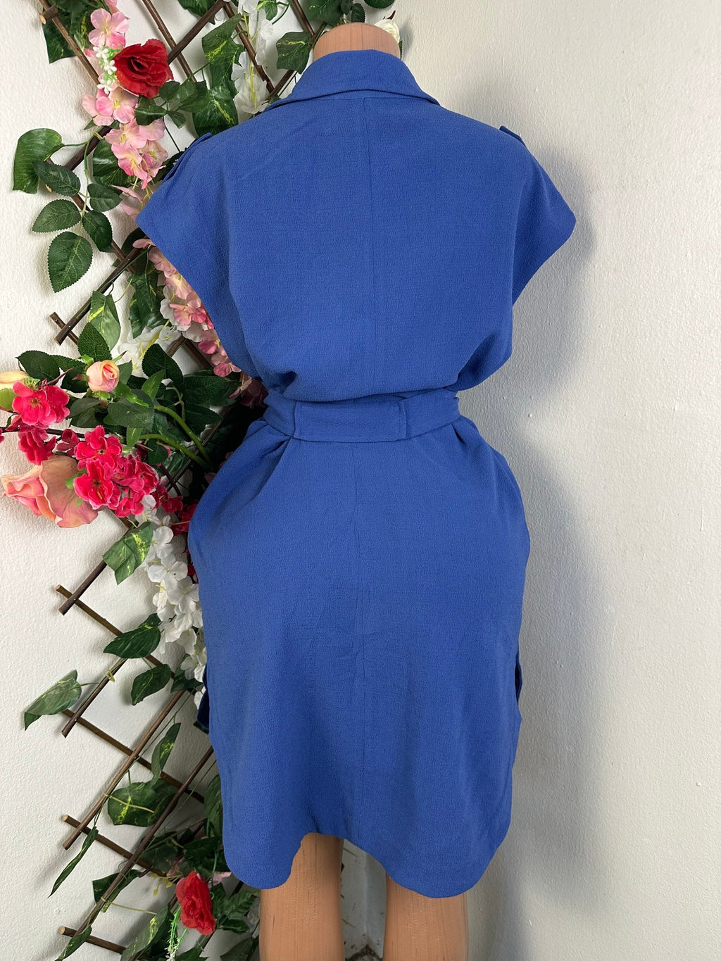 Robe évasée à boutons sans manches - Perluna Store - kinshasa