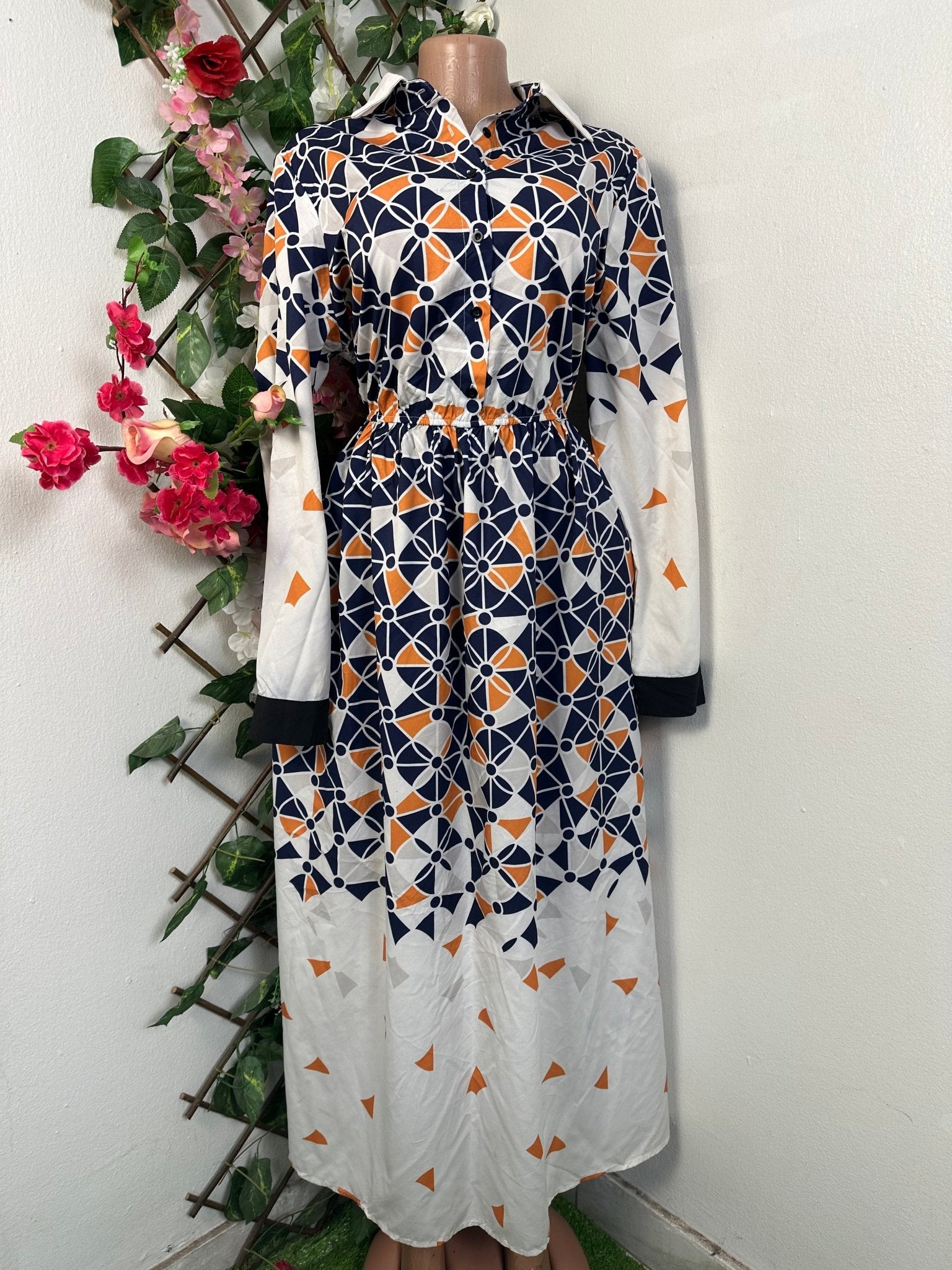 Robe évasée à colle chemise - Perluna Store - kinshasa