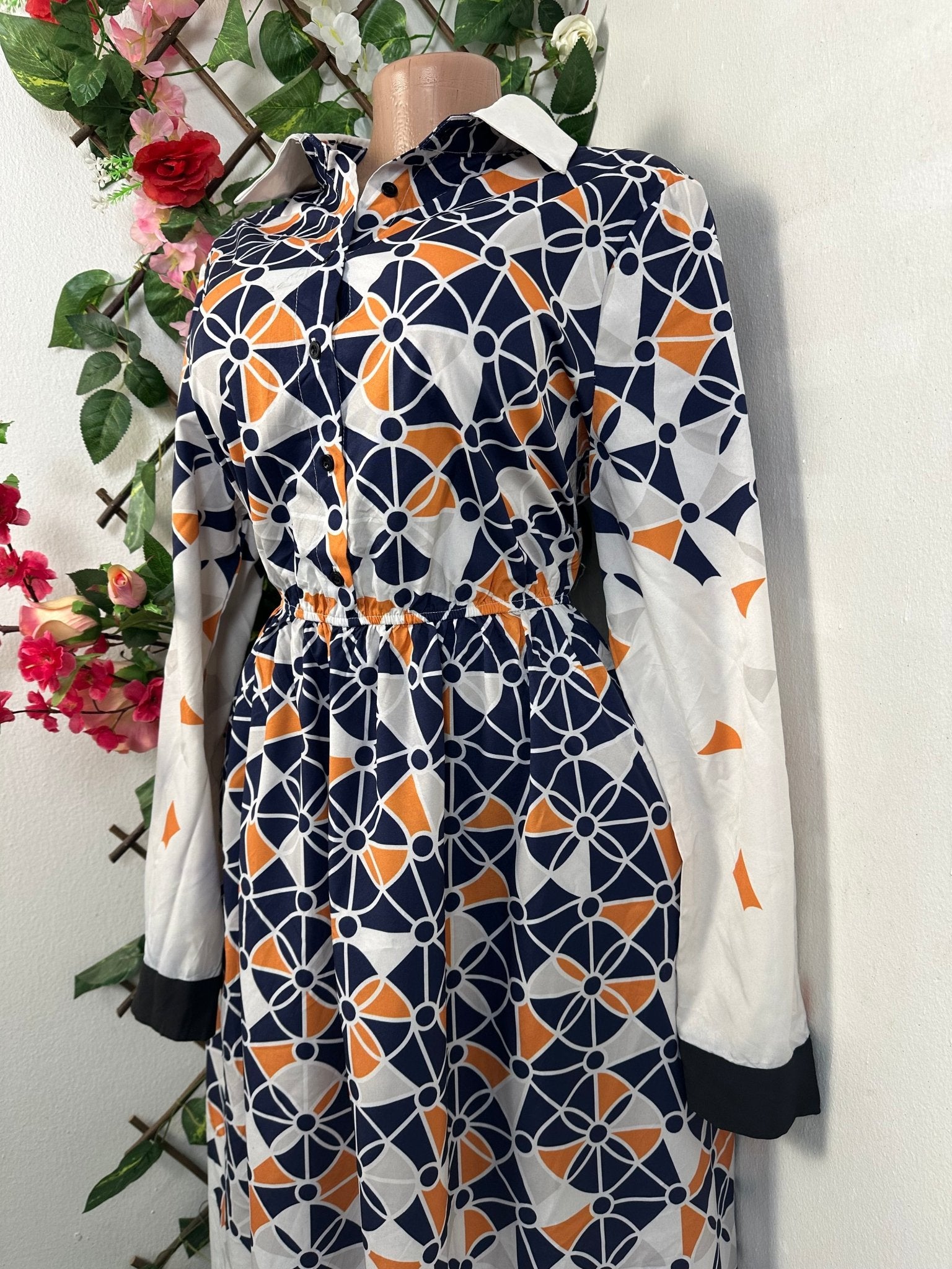 Robe évasée à colle chemise - Perluna Store - kinshasa
