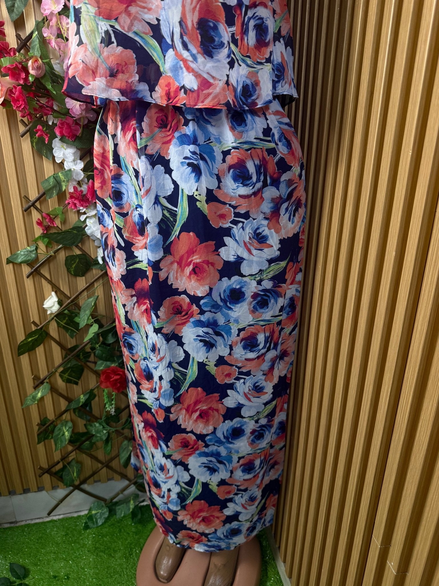 Robe évasée à fines bretelles imprimée fleurie décolletéé - Perluna Store