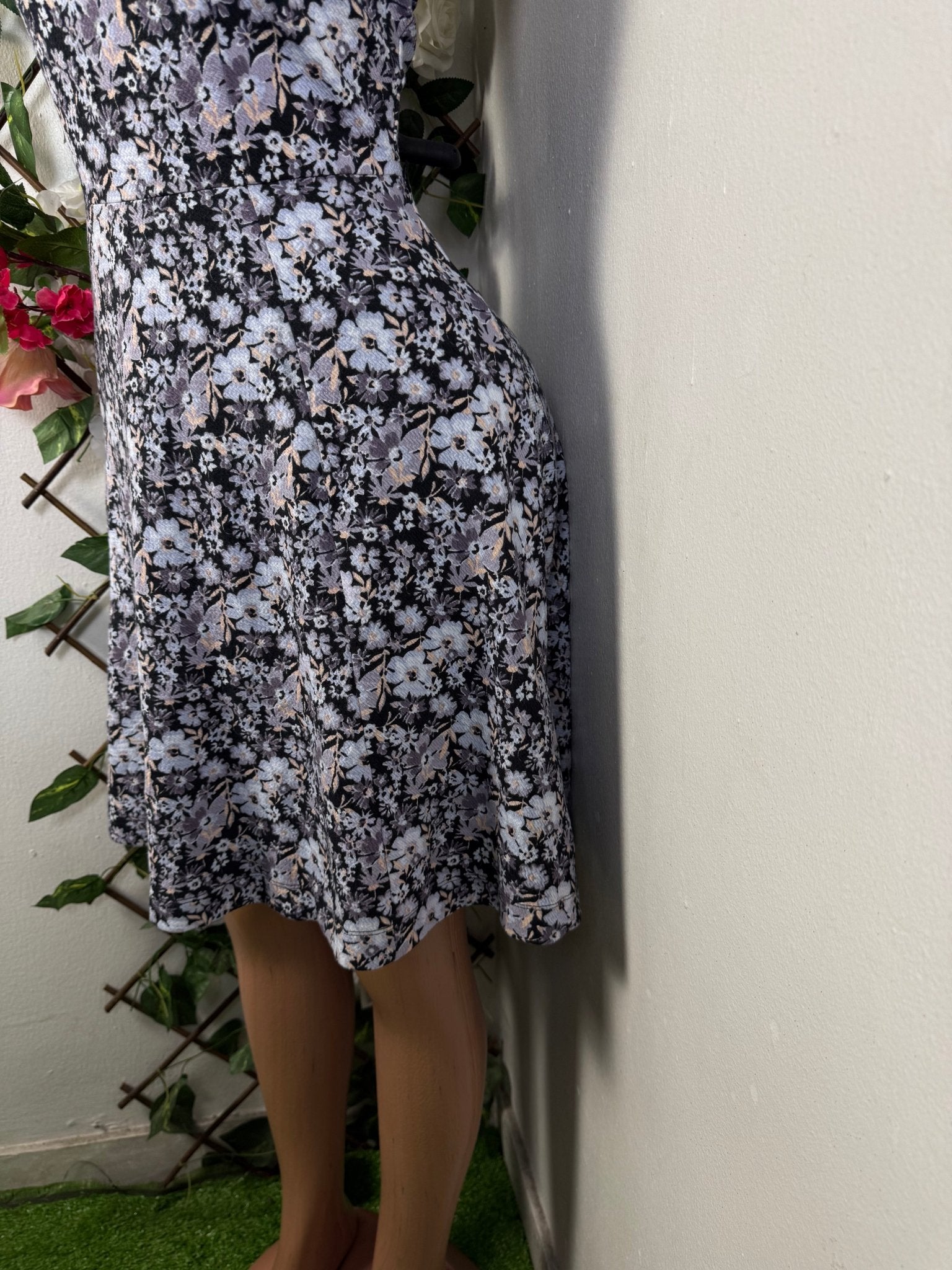 Robe évasée a imprime floral - Perluna Store - kinshasa