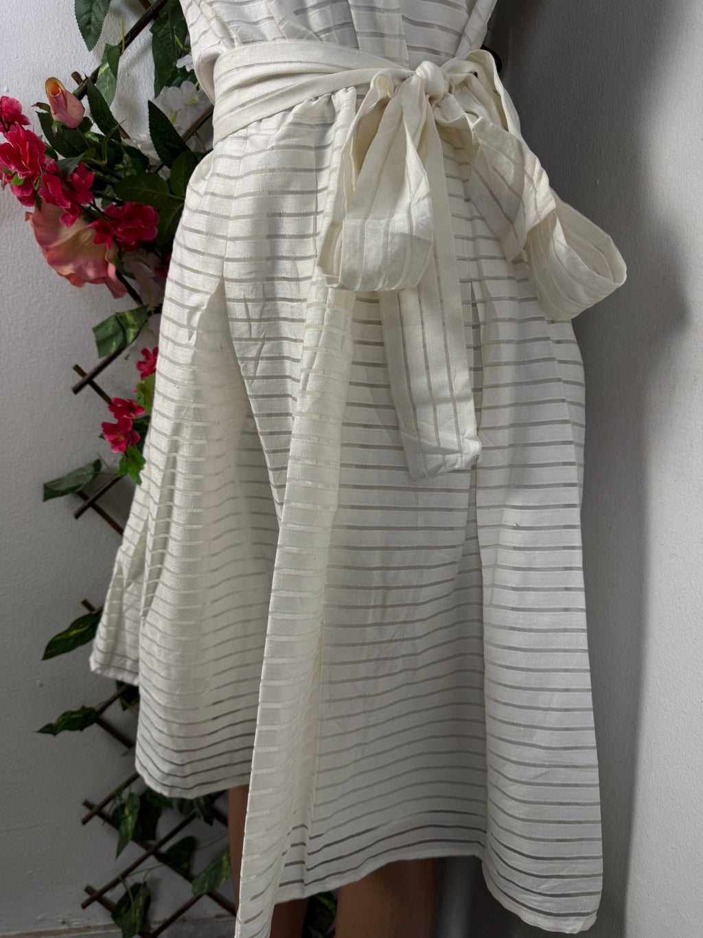Robe évasée à noeud sans manche- - Perluna Store
