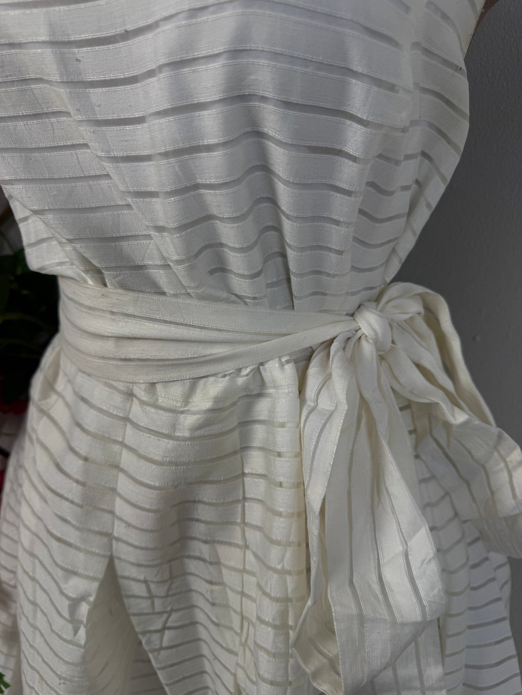 Robe évasée à noeud sans manche- - Perluna Store