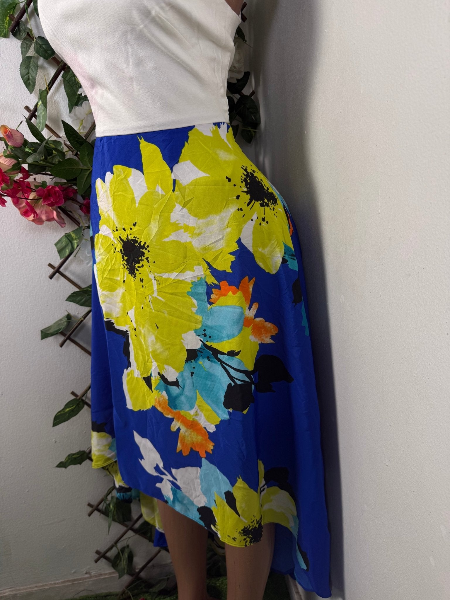 Robe évasée à pente asymétrique - Perluna Store - kinshasa