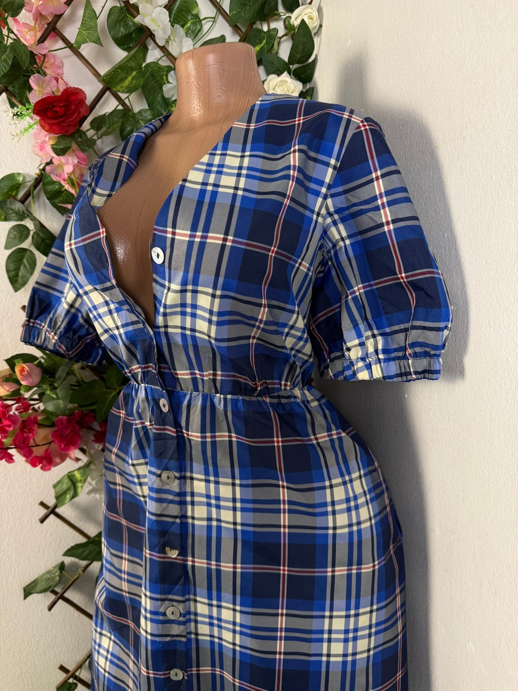 Robe évasée décolleté manches courte - Perluna Store - kinshasa