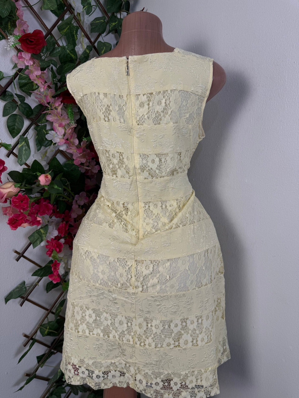 Robe évasée en maille de dentelle - Perluna Store