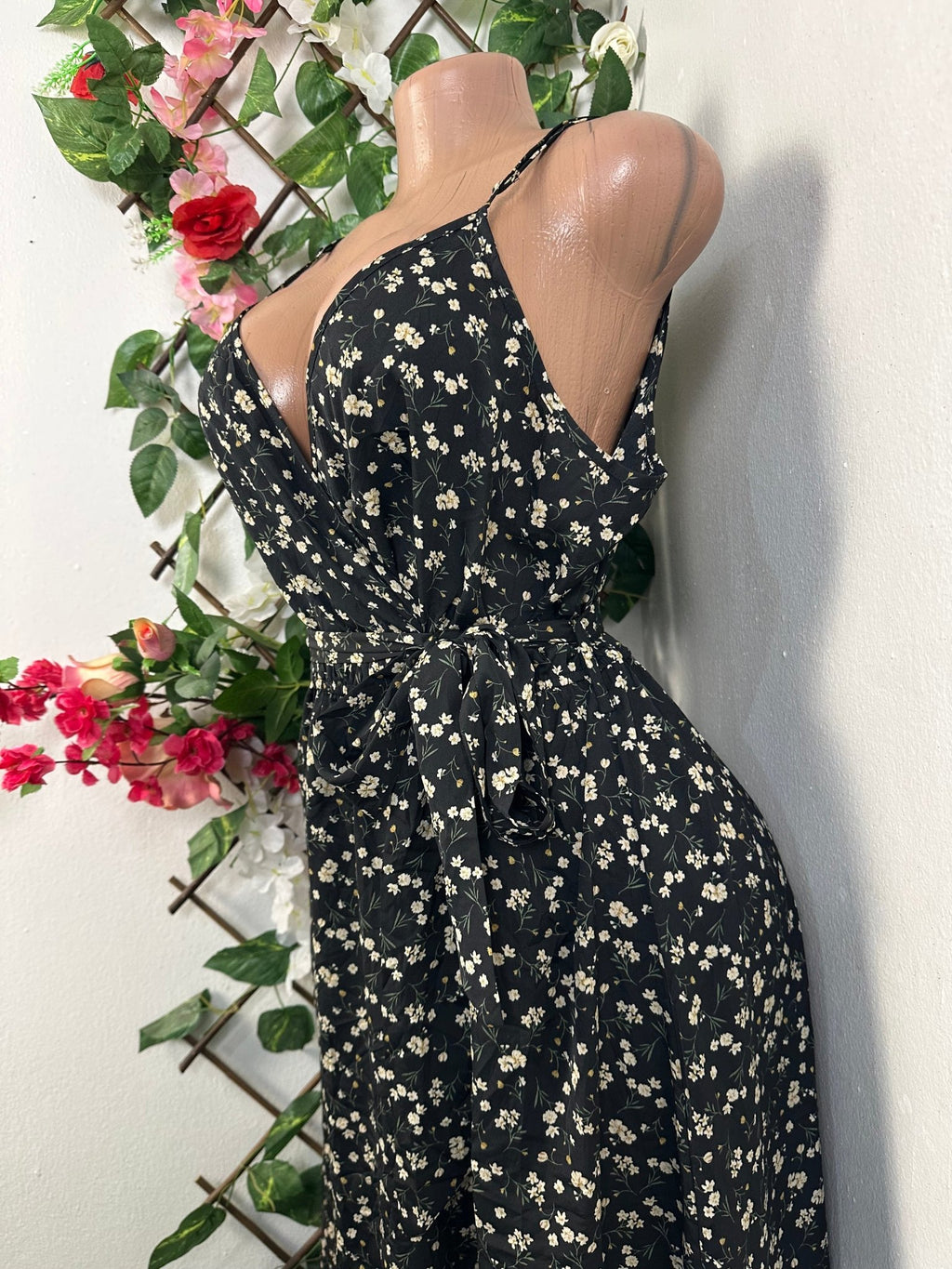 Robe évasée longue à colle V - Perluna Store - kinshasa