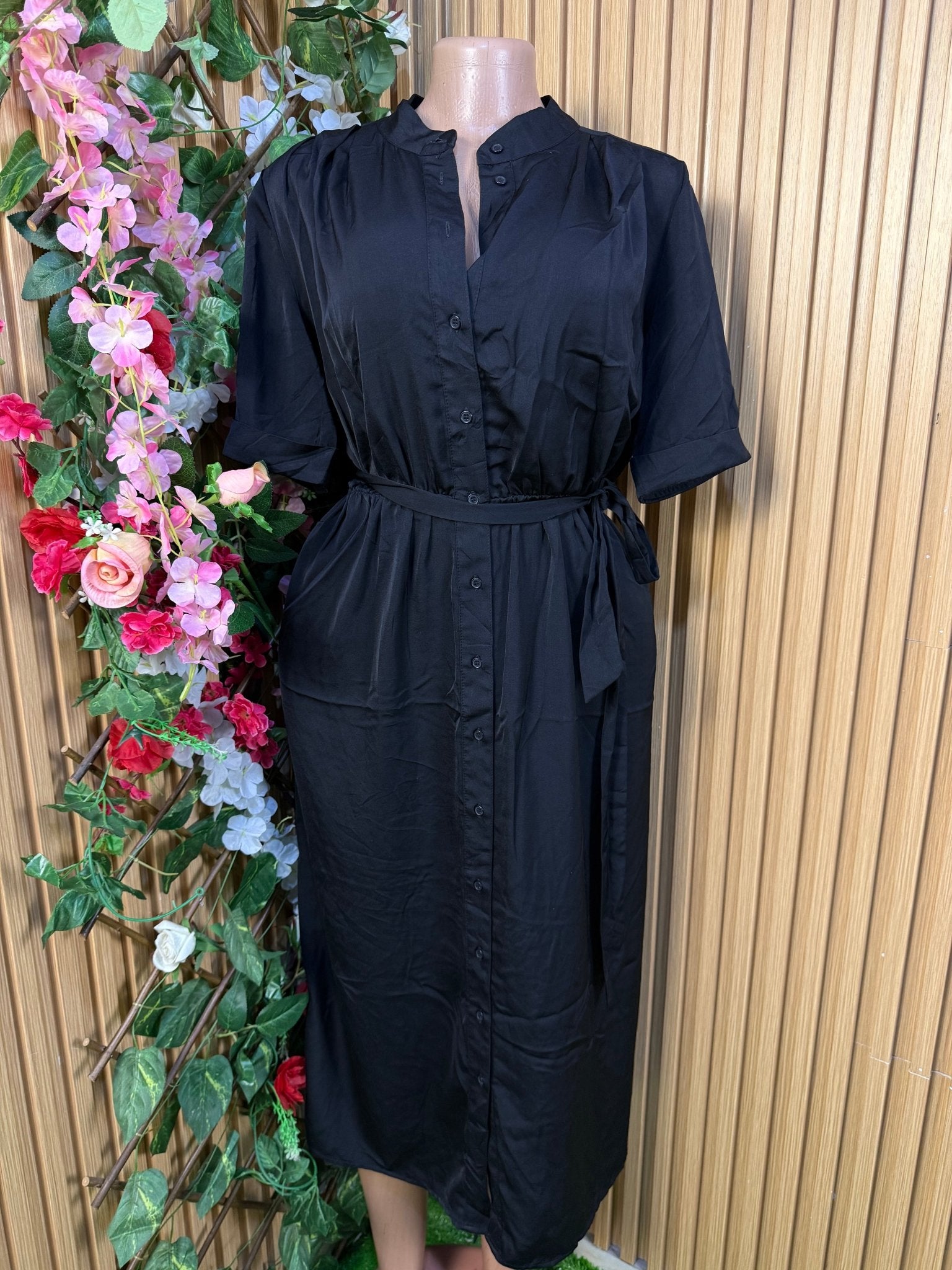 Robe évasée longue avec boutons manches courtes - Perluna Store