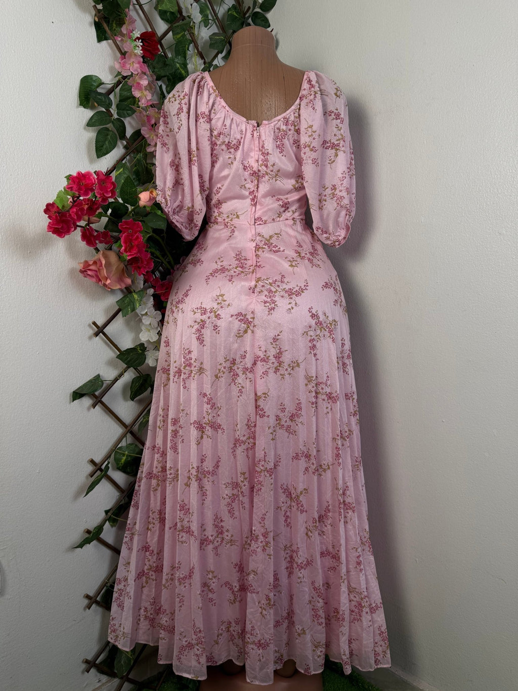 Robe évasée longue manches courtes - Perluna Store - kinshasa