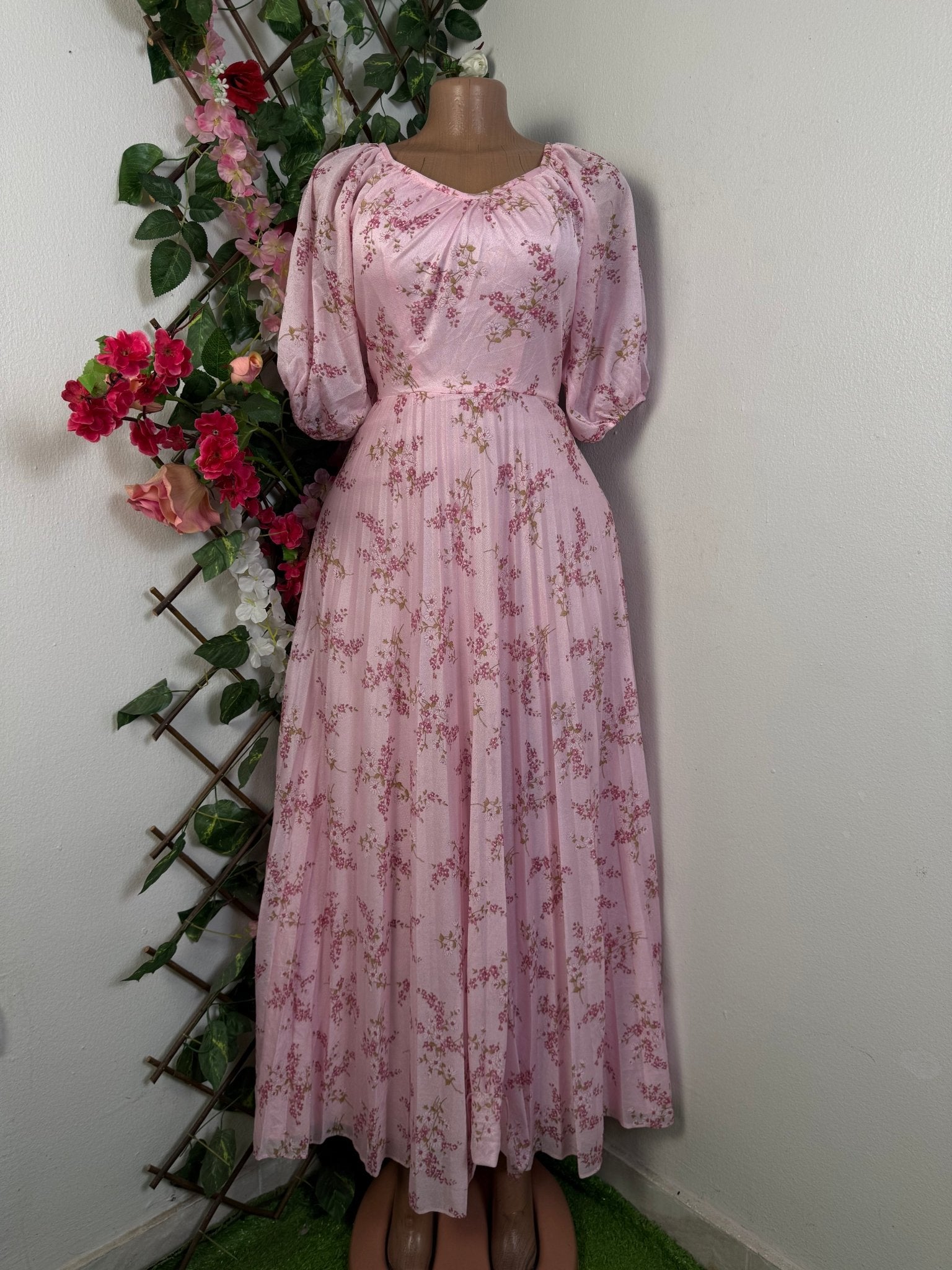 Robe évasée longue manches courtes - Perluna Store - kinshasa