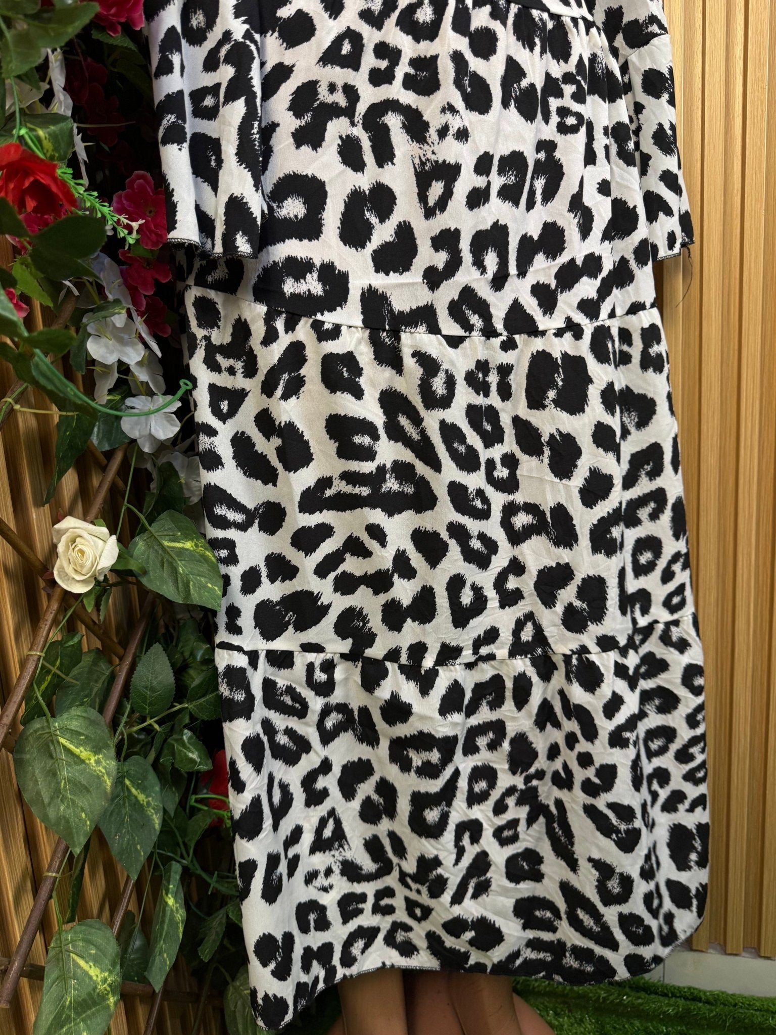Robe évasée longue manches longues décolletée - Perluna Store