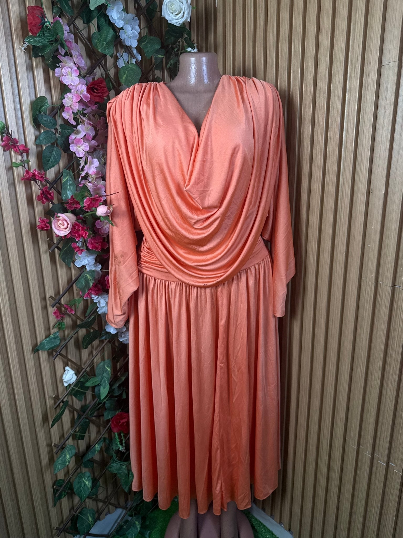 Robe évasée longue  manches longues - Perluna Store