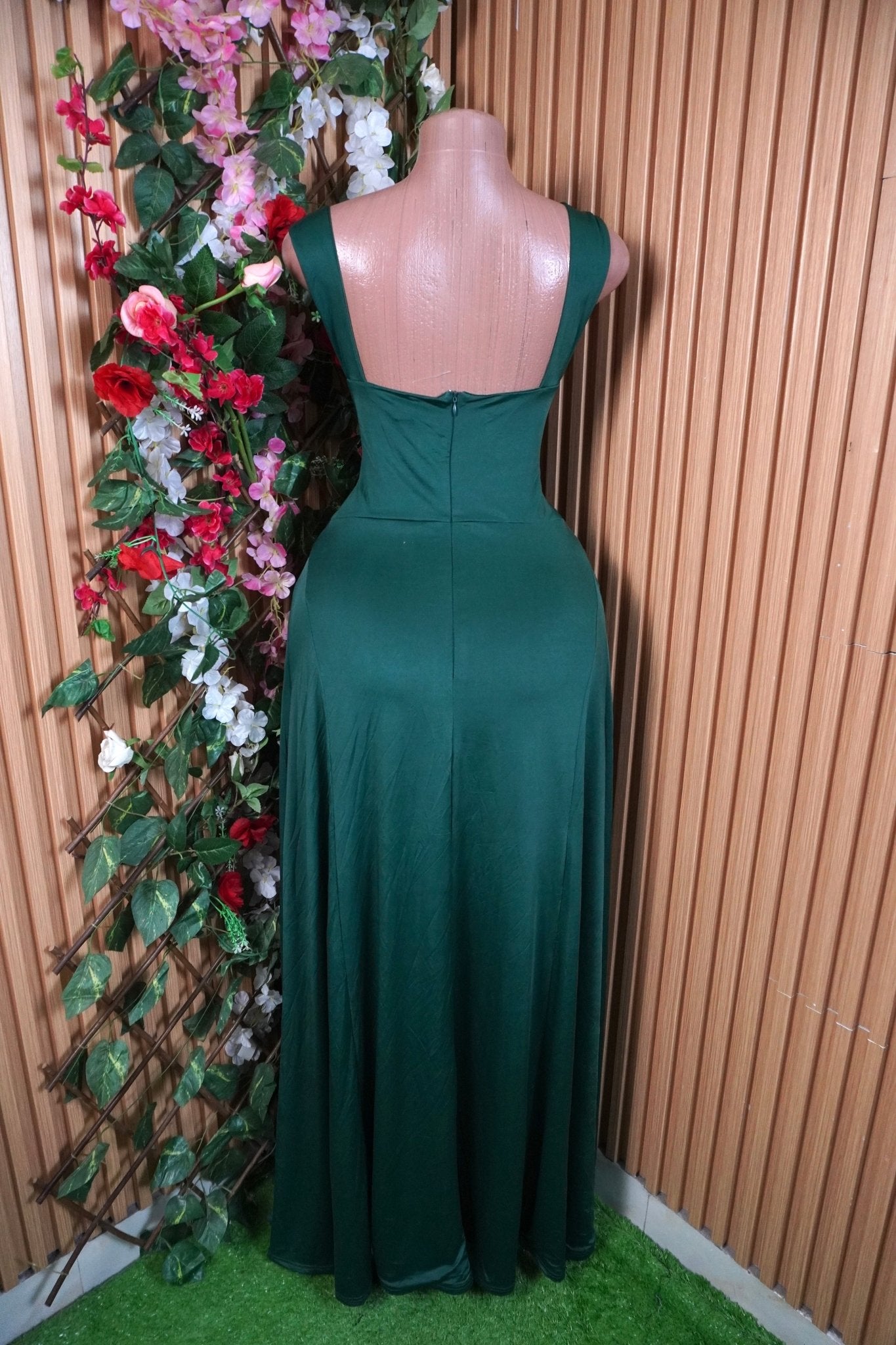 Robe évasée longue sans manches col V - Perluna Store