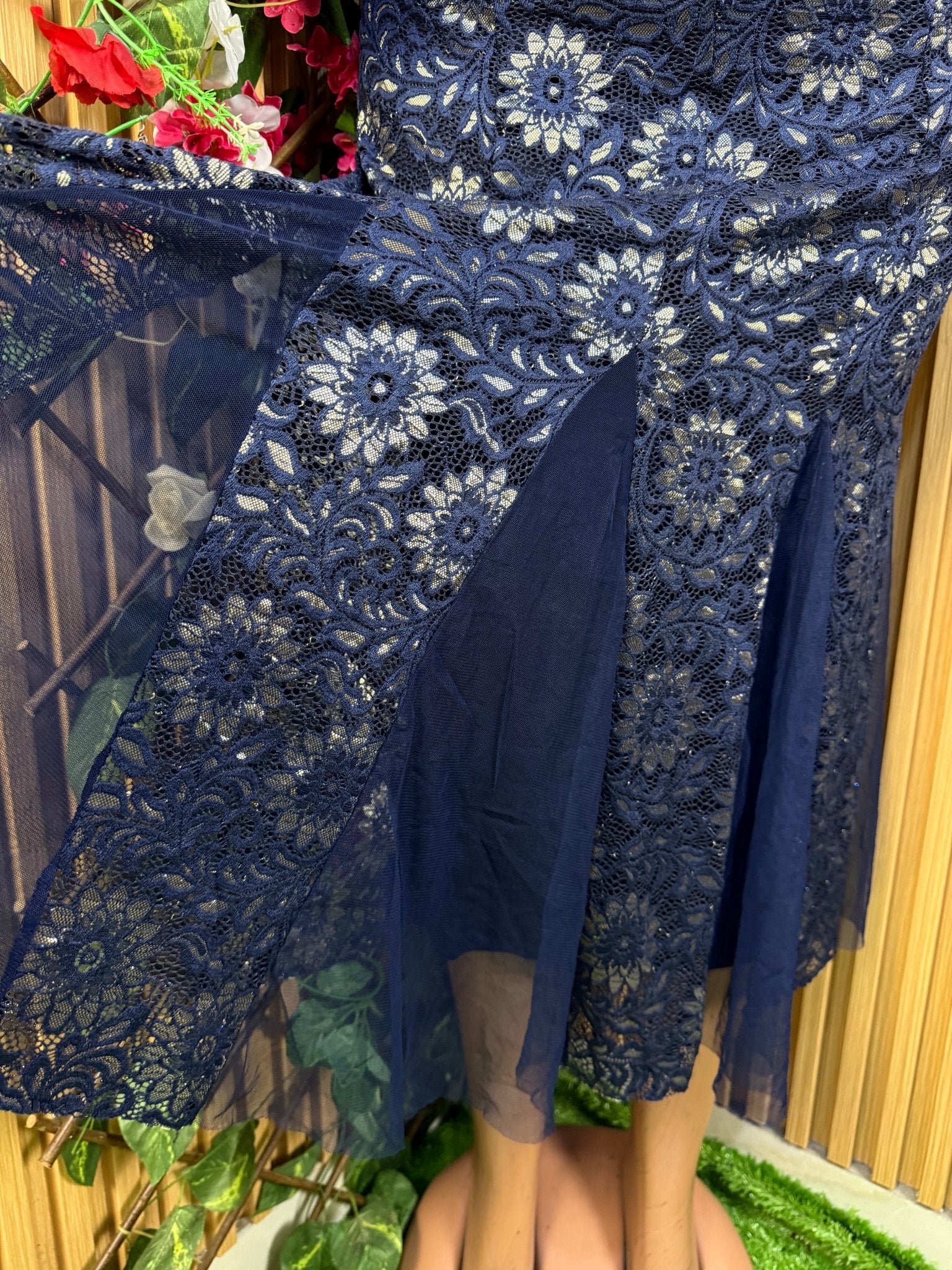 Robe évasée longue sans manches décolletée - Perluna Store