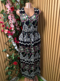 Robe évasée longue sans manches décolleté - Perluna Store