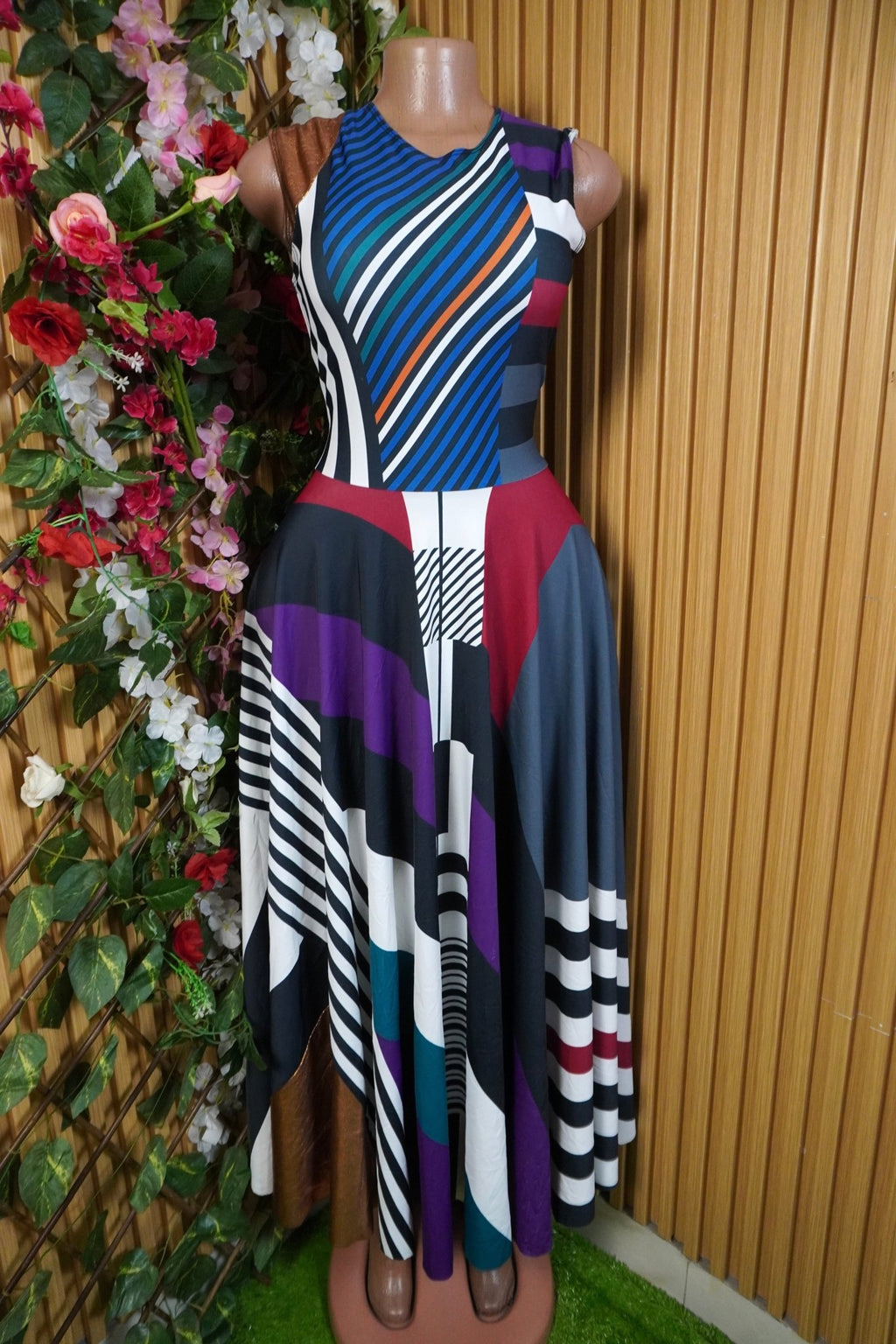 Robe évasée longue sans manches rayée-S - Perluna Store