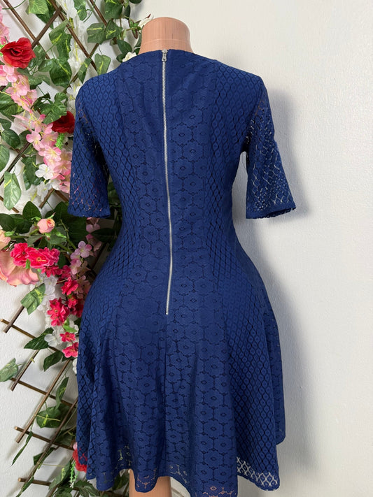 Robe évasée manche courte cintré  - Perluna Store - kinshasa