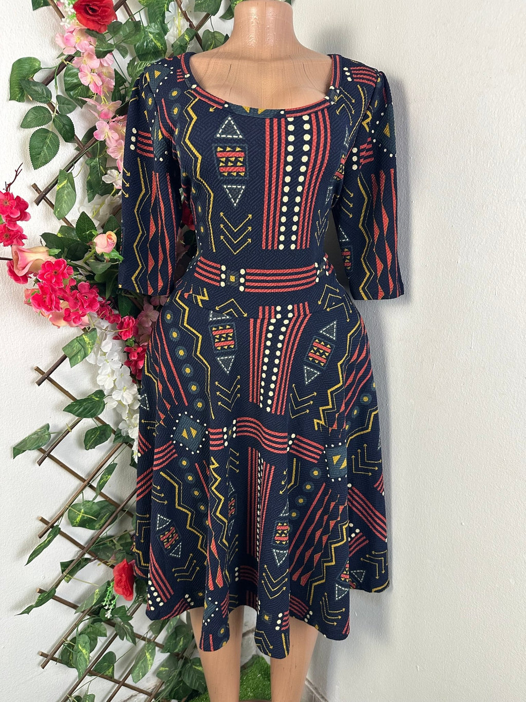 Robe évasée manches 3/4 décolletée - Perluna Store - kinshasa