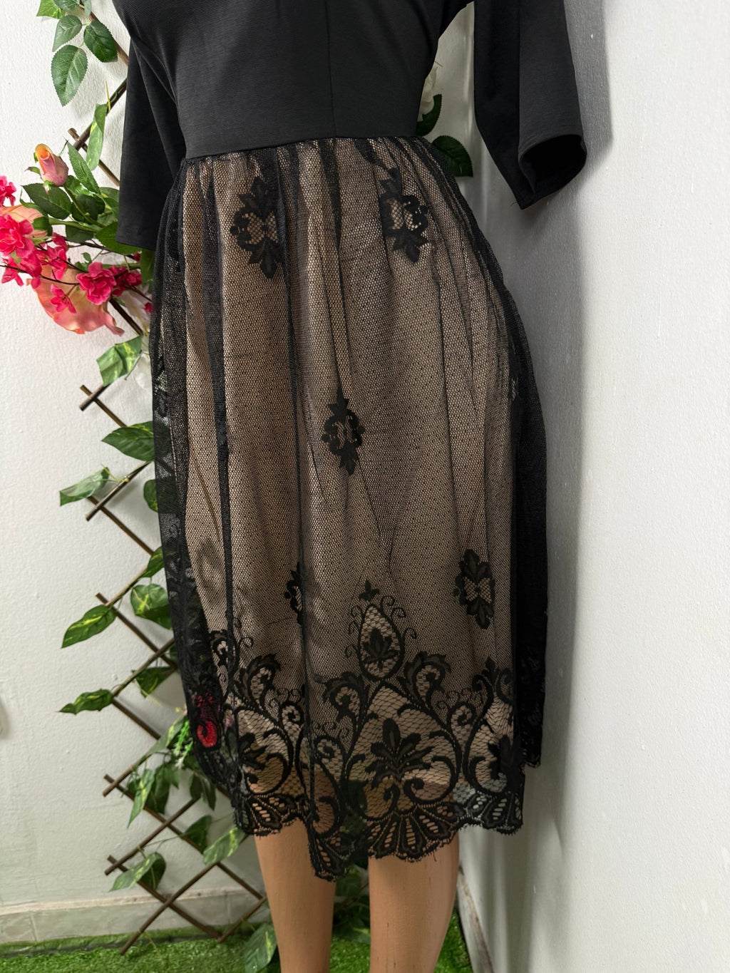Robe évasée manches 3/4 deux temps décollectée - Perluna Store