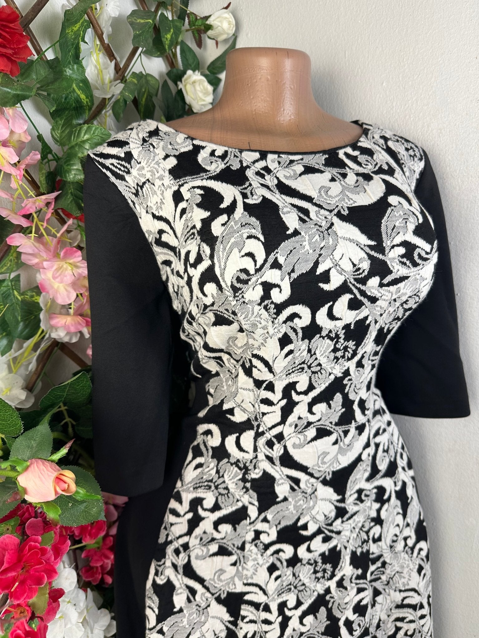 Robe évasée manches 3/4 imprimé fluerie - Perluna Store - kinshasa